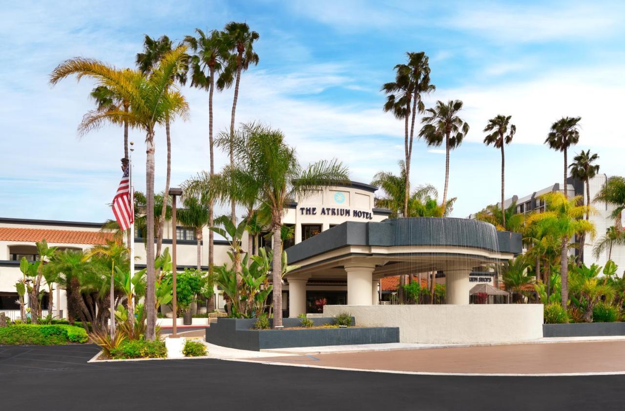 Atrium Hotel Orange County Irvine Exterior photo