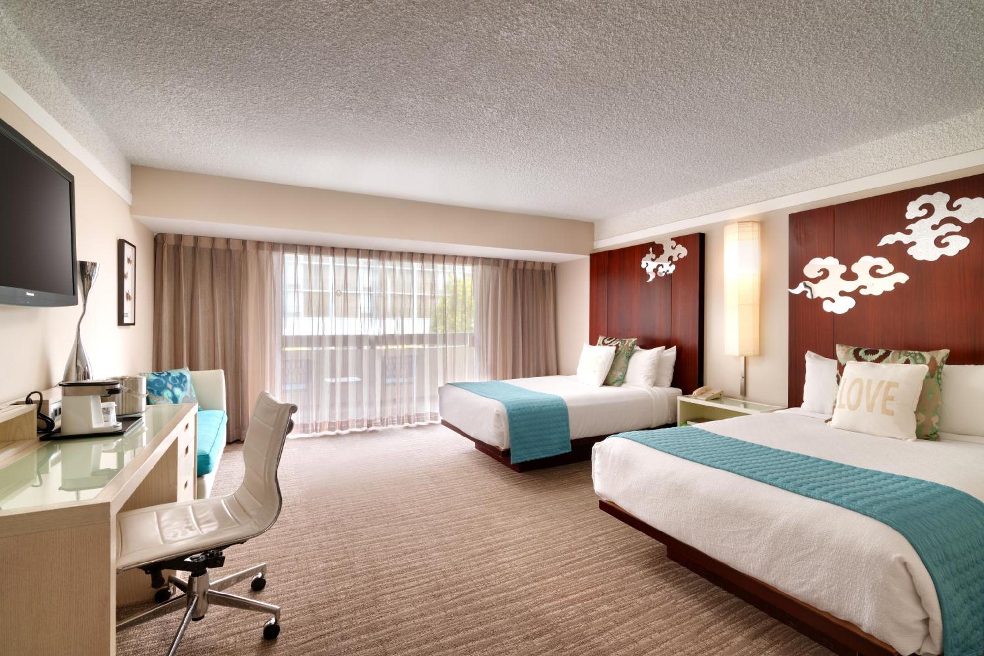 Atrium Hotel Orange County Irvine Exterior photo